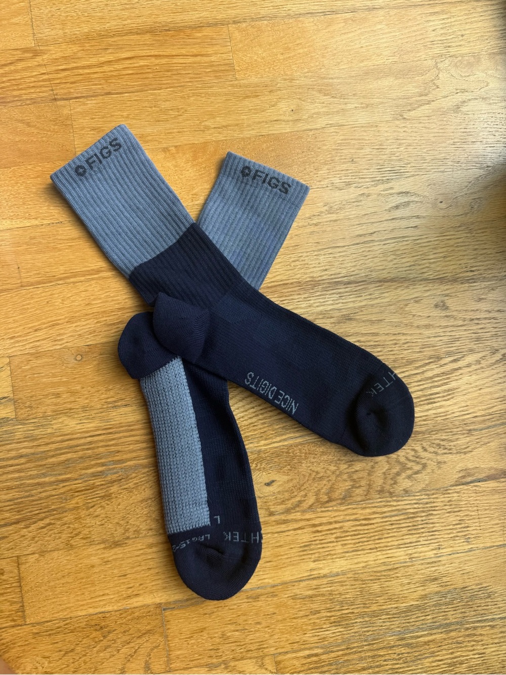 FIGS ARCHTEK SOCKS